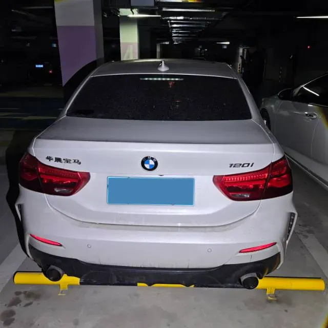 2021 BMW 1 Series 1.5T 140HP L3 7DCT,autocango,china used car exporter,china ev exporter,chinese used car exporter,chinese used ev exporter