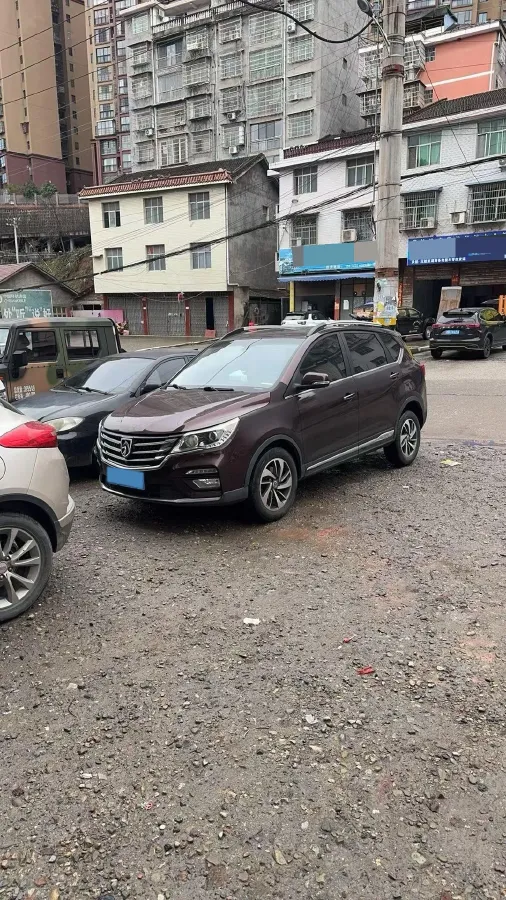 2017 BaoJun 560 1.5T 150HP L4 6DCT,autocango,china used car exporter,china ev exporter,chinese used car exporter,chinese used ev exporter