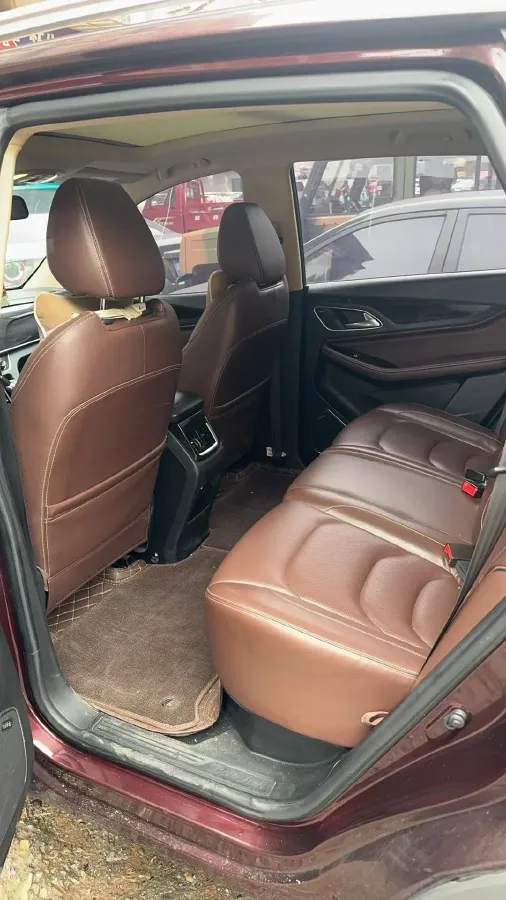 2017 BaoJun 560 1.5T 150HP L4 6DCT,autocango,china used car exporter,china ev exporter,chinese used car exporter,chinese used ev exporter