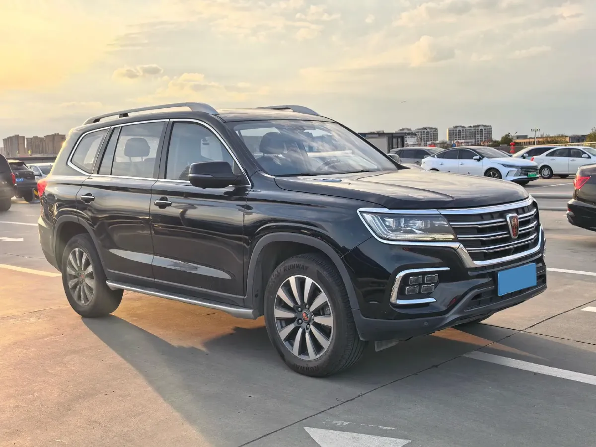 2019 Roewe RX8 2.0T 222HP L4 6AT,autocango,china used car exporter,china ev exporter,chinese used car exporter,chinese used ev exporter