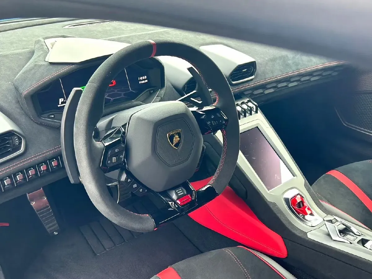 2021 Lamborghini Huracán 5.2L 640HP V10 7DCT,autocango,china used car exporter,china ev exporter,chinese used car exporter,chinese used ev exporter