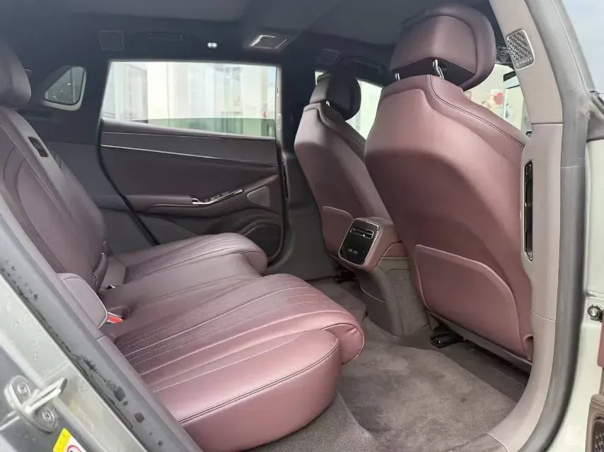 2024 Denza DenzaZ9GT 2.0T 207HP L4 E-CVT PHEV 38.5KWH,autocango,china used car exporter,china ev exporter,chinese used car exporter,chinese used ev exporter