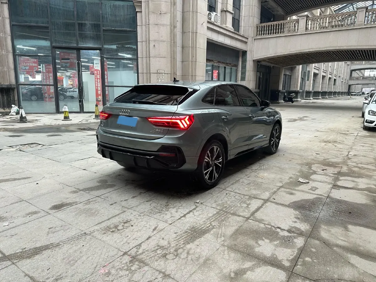 2022 Audi Q3 2.0T 186HP L4 7DCT,autocango,china used car exporter,china ev exporter,chinese used car exporter,chinese used ev exporter