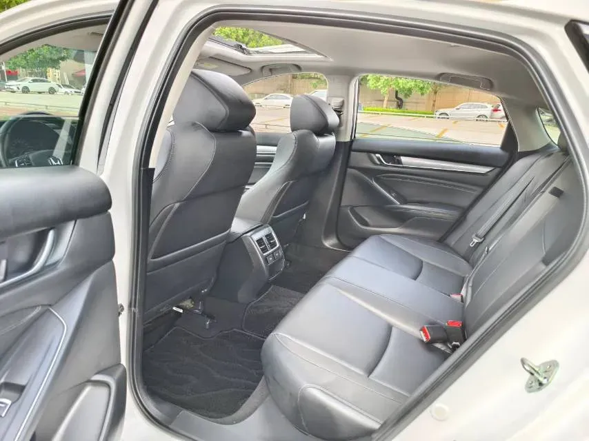 2018 Honda Accord 1.5T 194HP L4 CVT,autocango,china used car exporter,china ev exporter,chinese used car exporter,chinese used ev exporter