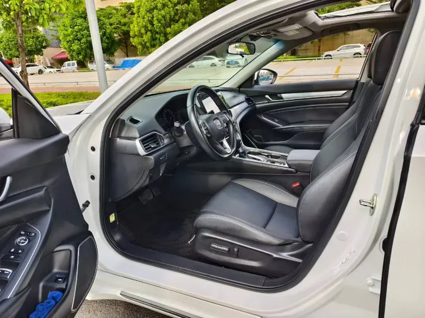 2018 Honda Accord 1.5T 194HP L4 CVT,autocango,china used car exporter,china ev exporter,chinese used car exporter,chinese used ev exporter