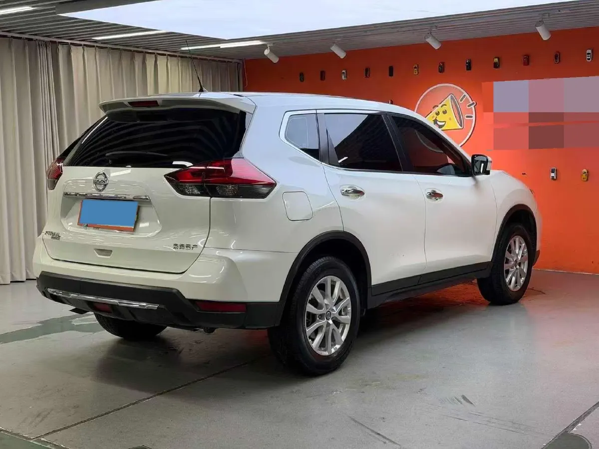 2022 Nissan X-Trail 2.0L 151HP L4 CVT,autocango,china used car exporter,china ev exporter,chinese used car exporter,chinese used ev exporter