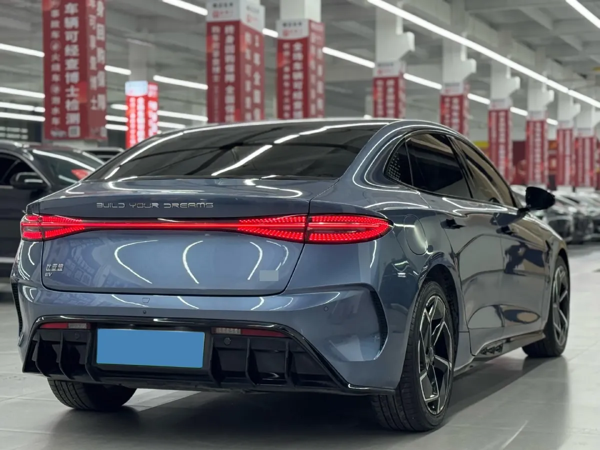 2022 AITO AITO M5 Range Extended 125HP REEV 40KWH,autocango,china used car exporter,china ev exporter,chinese used car exporter,chinese used ev exporter