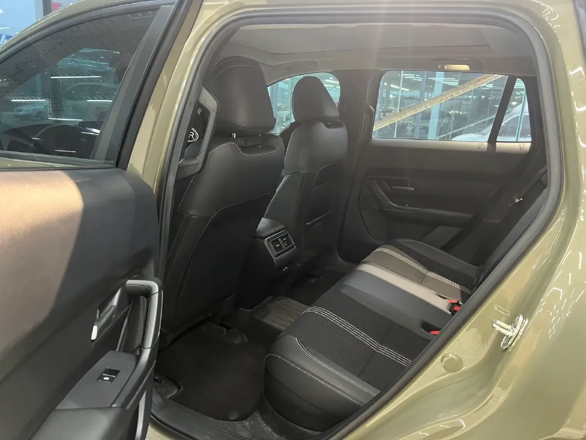 2023 Mazda CX-50 2.0L 155HP L4 6AT,autocango,china used car exporter,china ev exporter,chinese used car exporter,chinese used ev exporter