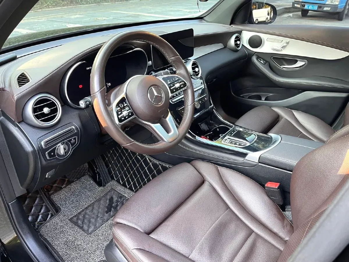 2021 Mercedes-Benz GLC Class 2.0T 197HP L4 9AT,autocango,china used car exporter,china ev exporter,chinese used car exporter,chinese used ev exporter