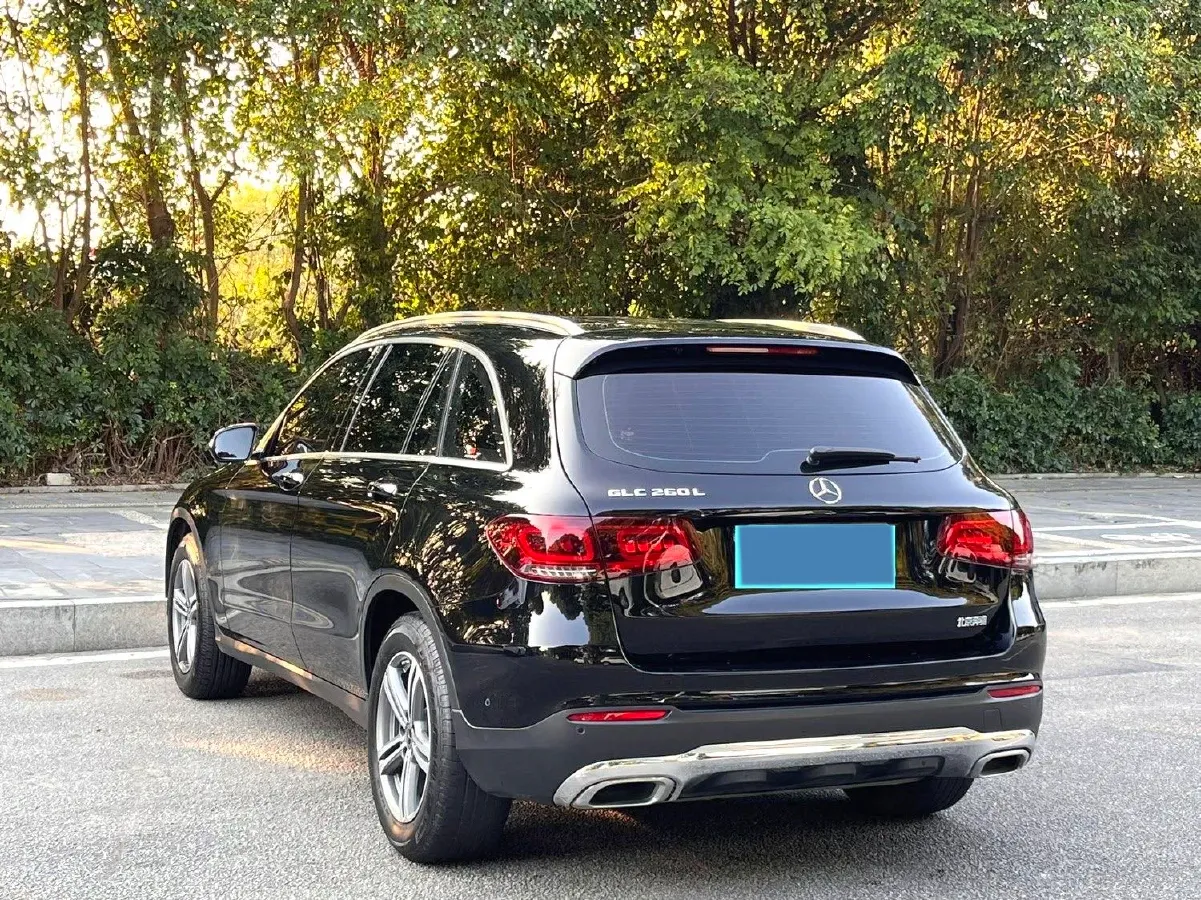 2021 Mercedes-Benz GLC Class 2.0T 197HP L4 9AT,autocango,china used car exporter,china ev exporter,chinese used car exporter,chinese used ev exporter