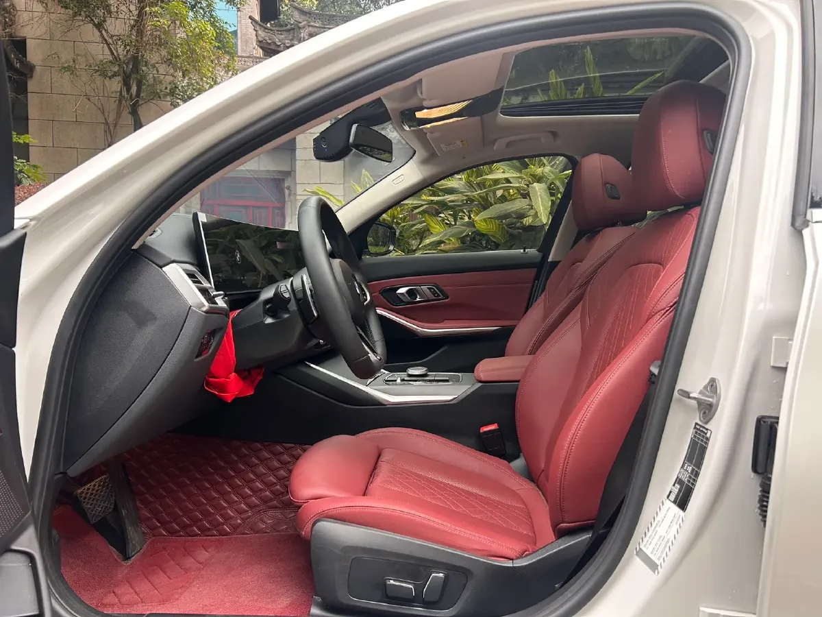 2025 BMW 3 Series 2.0T 184HP L4 8AT,autocango,china used car exporter,china ev exporter,chinese used car exporter,chinese used ev exporter