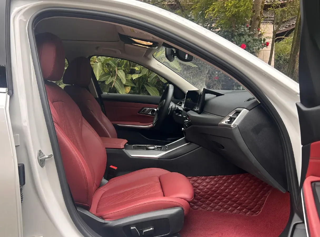 2025 BMW 3 Series 2.0T 184HP L4 8AT,autocango,china used car exporter,china ev exporter,chinese used car exporter,chinese used ev exporter