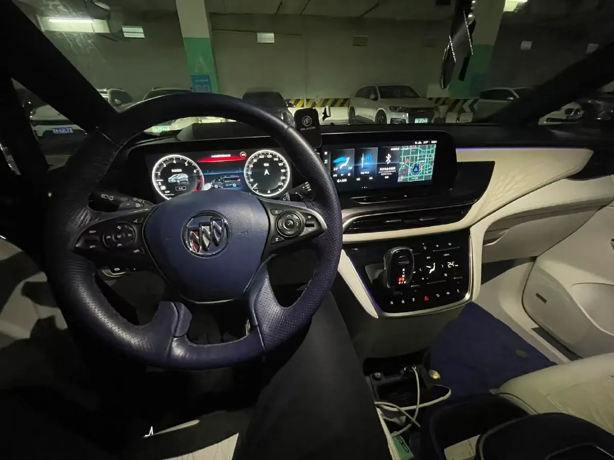 2020 Buick GL8 2.0T 237HP L4 9AT,autocango,china used car exporter,china ev exporter,chinese used car exporter,chinese used ev exporter