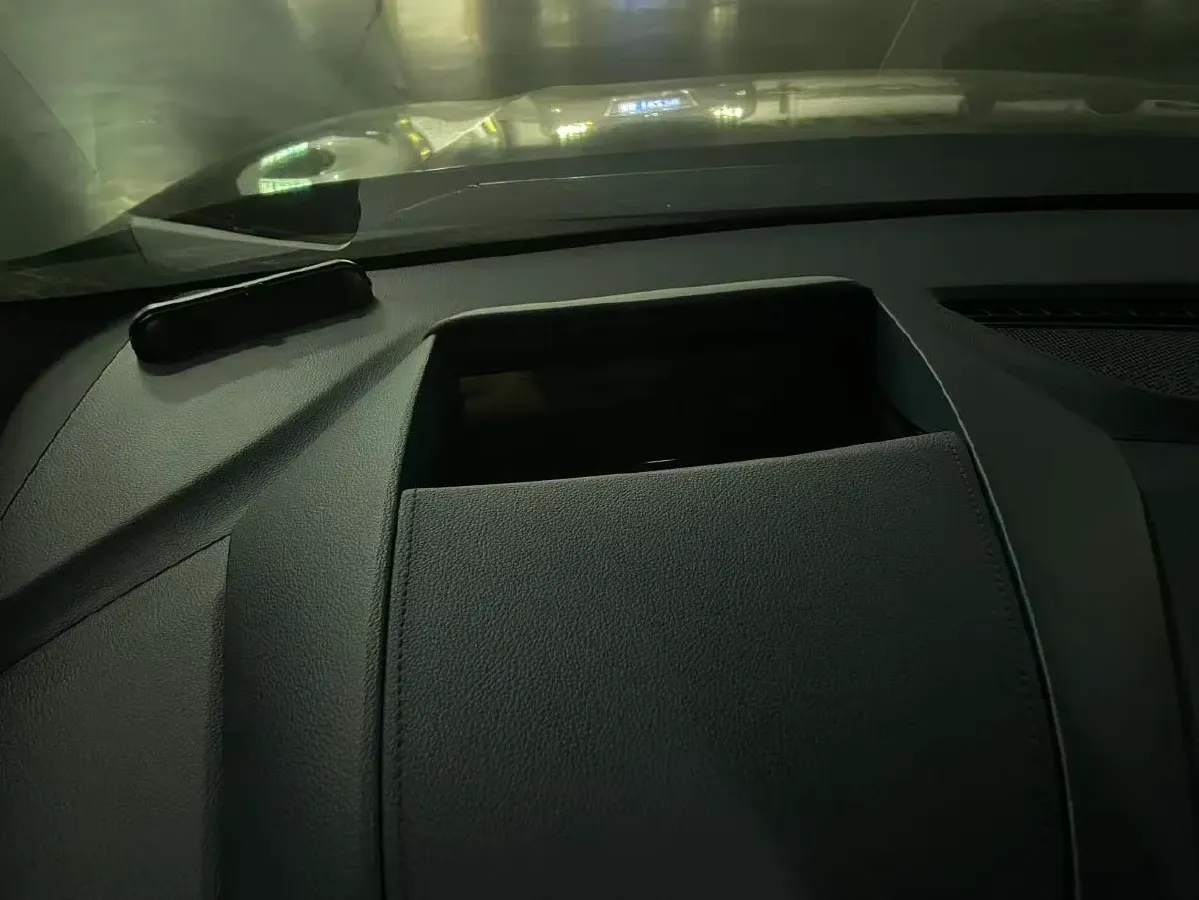 2020 Buick GL8 2.0T 237HP L4 9AT,autocango,china used car exporter,china ev exporter,chinese used car exporter,chinese used ev exporter