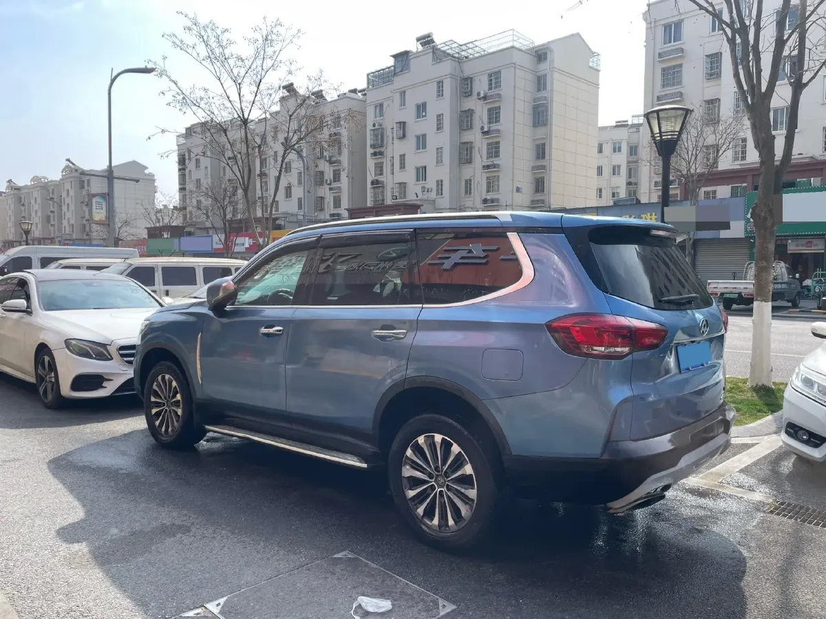 2017 MAXUS D90 2.0T 224HP L4 6AT,autocango,china used car exporter,china ev exporter,chinese used car exporter,chinese used ev exporter