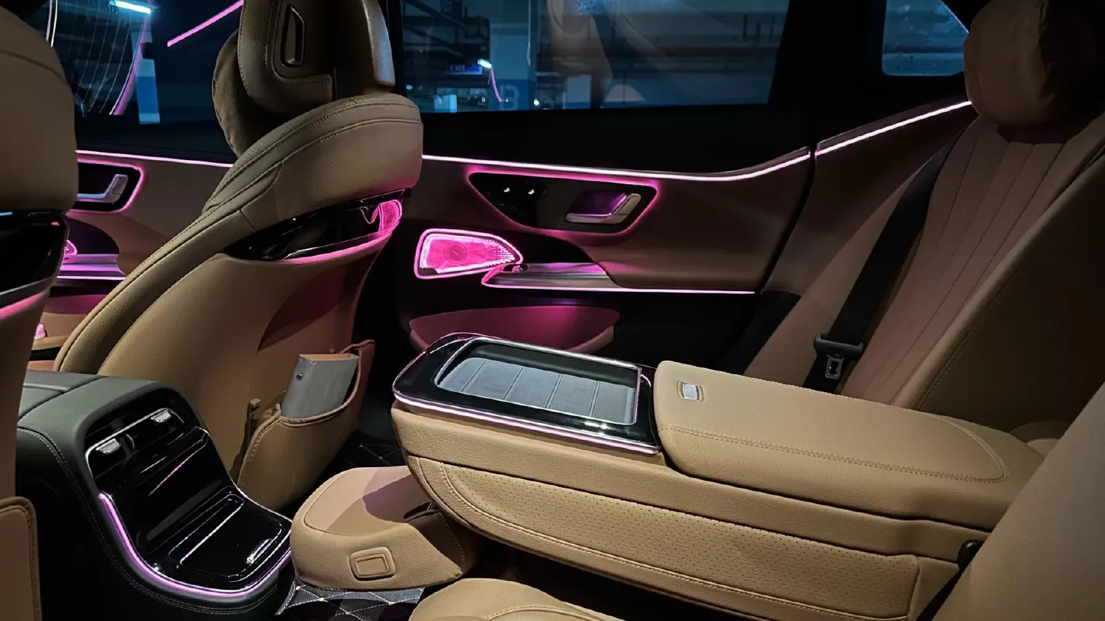 2024 Mercedes-Benz E Class 2.0T 204HP L4 9AT,autocango,china used car exporter,china ev exporter,chinese used car exporter,chinese used ev exporter