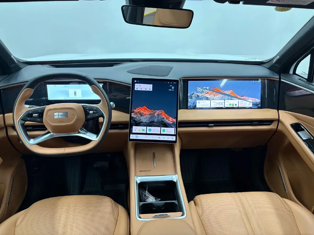 2025 Geely Galaxy L7 1.5L 112HP L4 1DHT PHEV 18.4KWH,autocango,china used car exporter,china ev exporter,chinese used car exporter,chinese used ev exporter