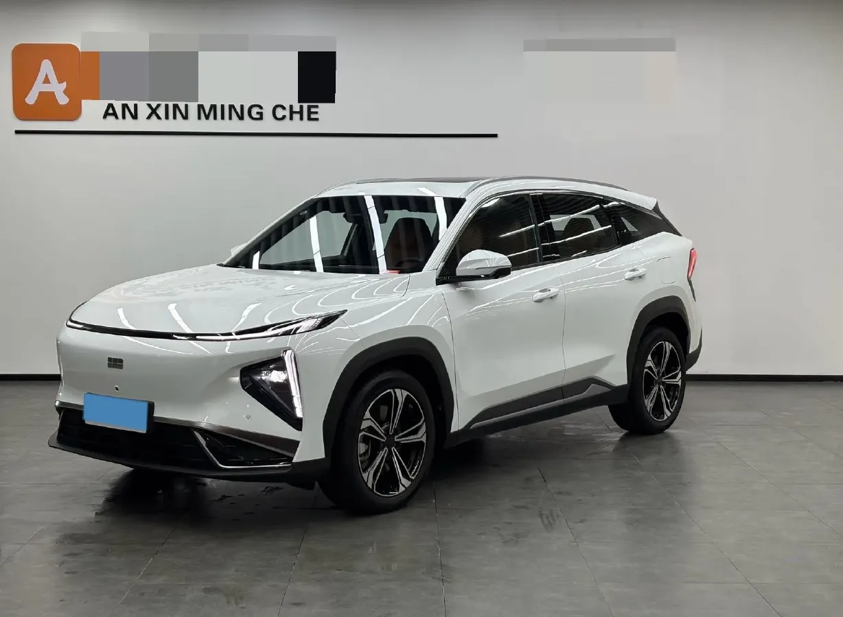 2025 Geely Galaxy L7 1.5L 112HP L4 1DHT PHEV 18.4KWH,autocango,china used car exporter,china ev exporter,chinese used car exporter,chinese used ev exporter