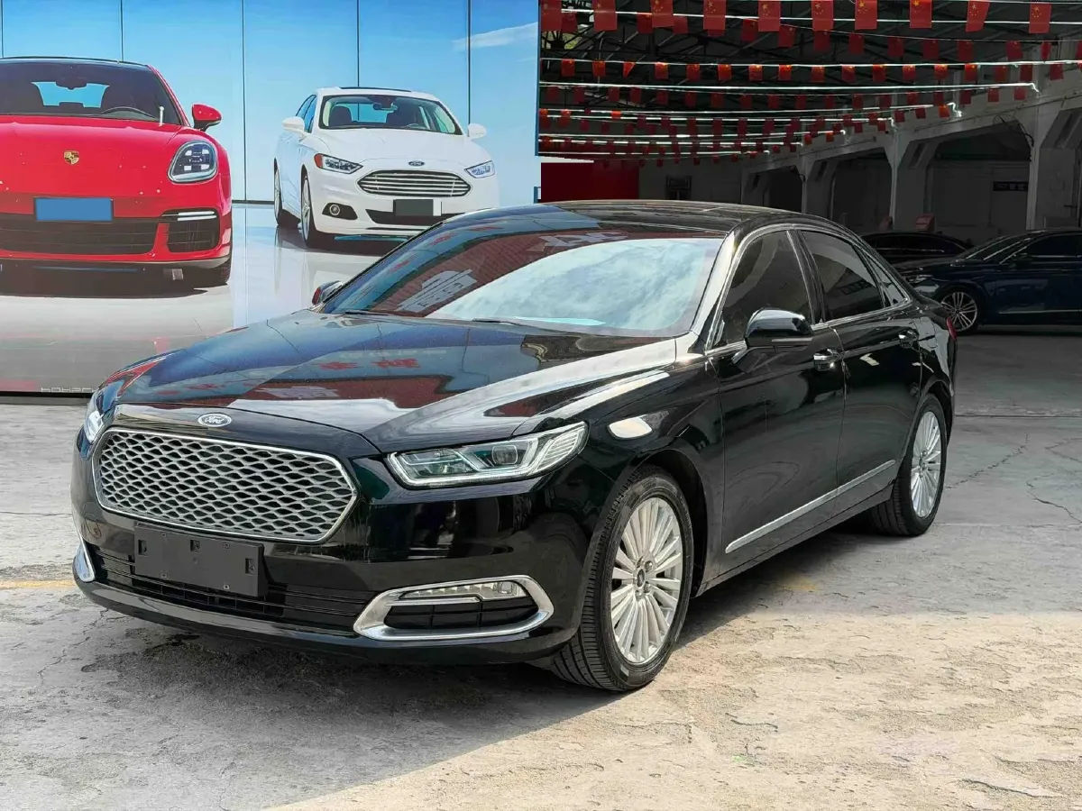 2018 Ford Taurus 2.0T 234HP L4 6AT,autocango,china used car exporter,china ev exporter,chinese used car exporter,chinese used ev exporter