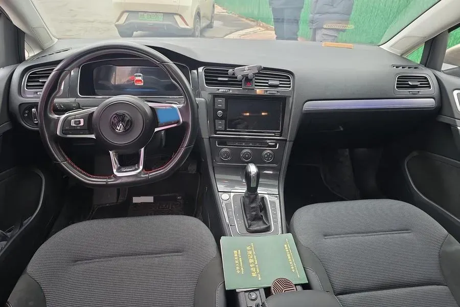 2019 Brilliance Auto V7 1.8T 231HP L4 7DCT,autocango,china used car exporter,china ev exporter,chinese used car exporter,chinese used ev exporter