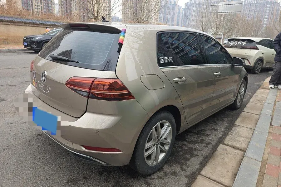 2019 Brilliance Auto V7 1.8T 231HP L4 7DCT,autocango,china used car exporter,china ev exporter,chinese used car exporter,chinese used ev exporter