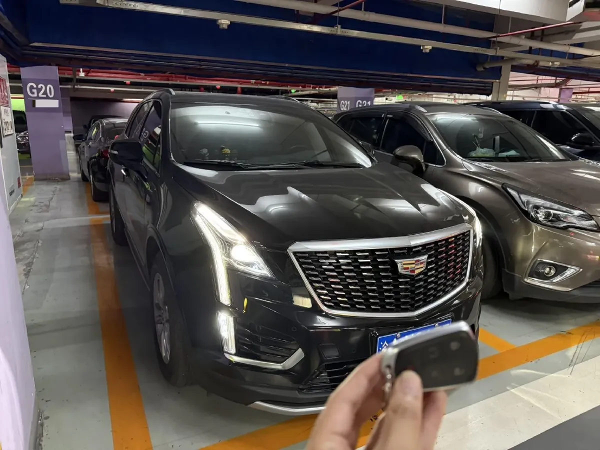 2022 Cadillac XT5 2.0T 237HP L4 9AT,autocango,china used car exporter,china ev exporter,chinese used car exporter,chinese used ev exporter