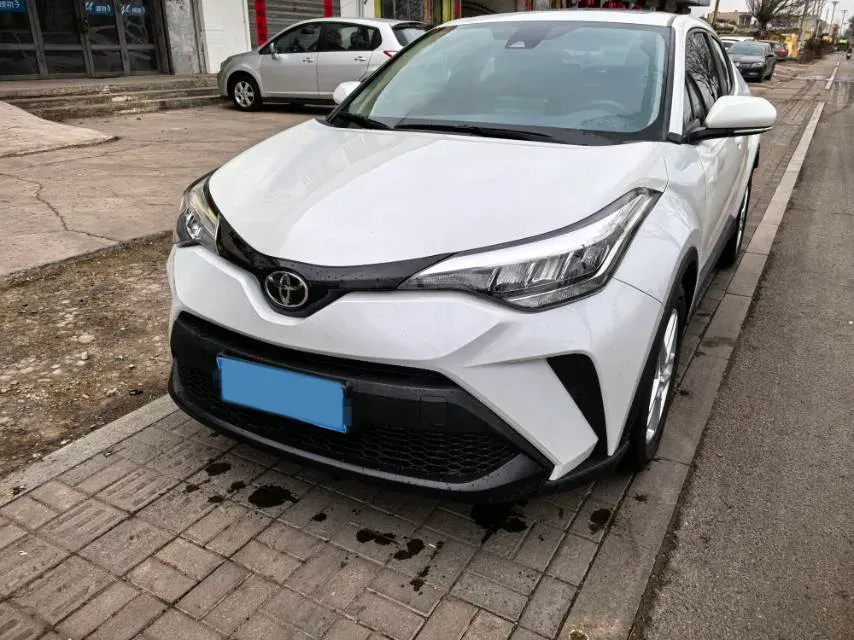 2023 Toyota C-HR 2.0L 171HP L4 CVT,autocango,china used car exporter,china ev exporter,chinese used car exporter,chinese used ev exporter