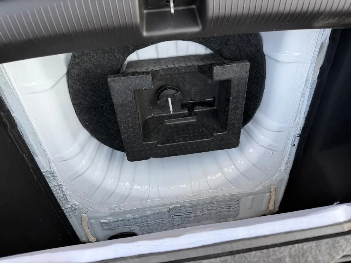 2019 Buick Regal 2.0T 261HP L4 9AT,autocango,china used car exporter,china ev exporter,chinese used car exporter,chinese used ev exporter