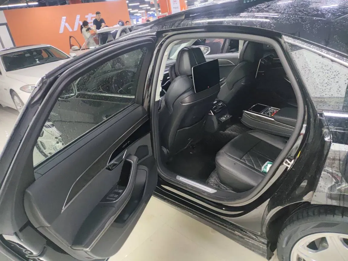 2023 Audi A8 3.0T 286HP V6 8AT,autocango,china used car exporter,china ev exporter,chinese used car exporter,chinese used ev exporter
