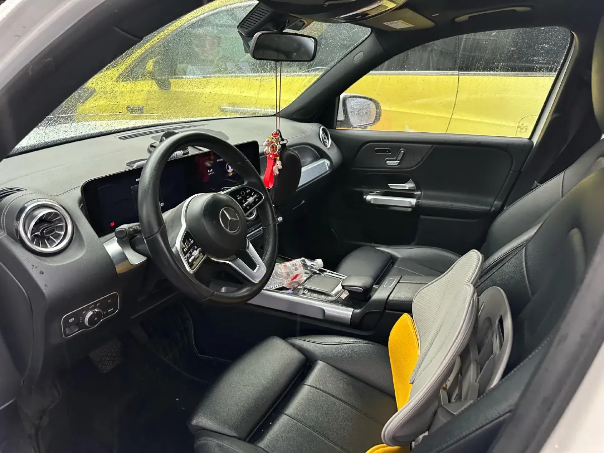 2021 Mercedes-Benz GLB Class 1.3T 163HP L4 7DCT,autocango,china used car exporter,china ev exporter,chinese used car exporter,chinese used ev exporter