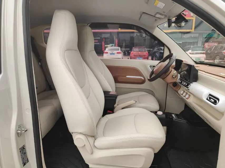 2024 WuLing HongGuang MINI EV BEV 17.3KWH,autocango,china used car exporter,china ev exporter,chinese used car exporter,chinese used ev exporter