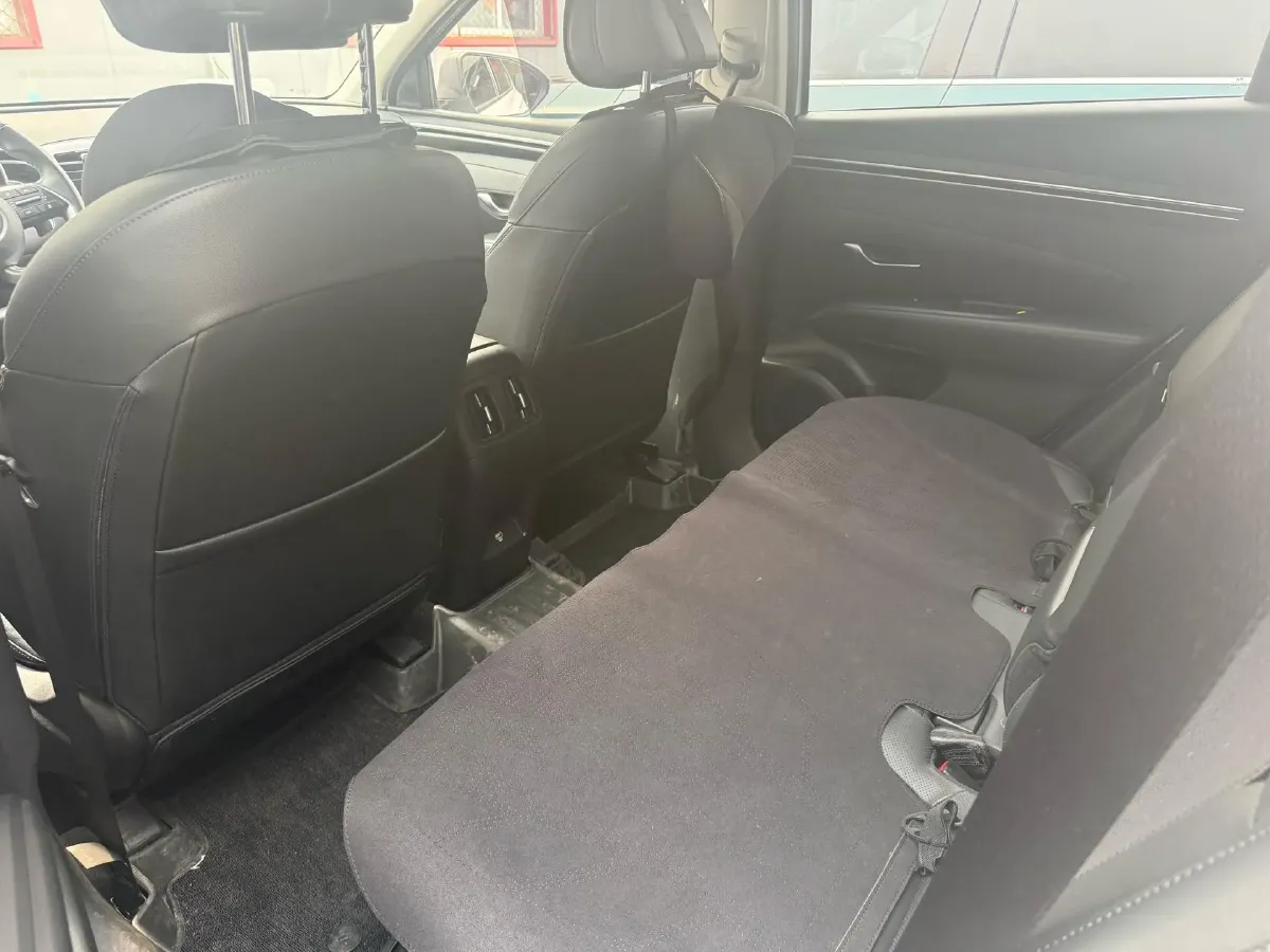 2023 Hyundai Tucson 1.5T 200HP L4 8AT,autocango,china used car exporter,china ev exporter,chinese used car exporter,chinese used ev exporter