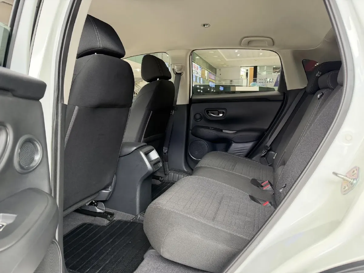 2023 Honda ZR-V 1.5T 182HP L4 CVT,autocango,china used car exporter,china ev exporter,chinese used car exporter,chinese used ev exporter