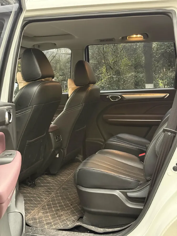 2023 GAC Trumpchi M6 1.5T 177HP L4 7DCT,autocango,china used car exporter,china ev exporter,chinese used car exporter,chinese used ev exporter