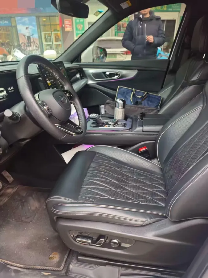 2022 GAC Trumpchi GS8 2.0T 190HP L4 E-CVT Hybrid,autocango,china used car exporter,china ev exporter,chinese used car exporter,chinese used ev exporter