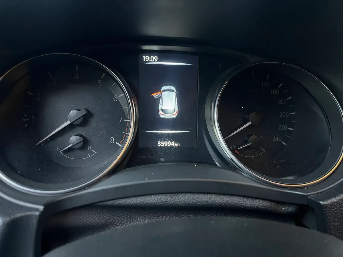 2023 Nissan Qashqai 2.0L 151HP L4 CVT,autocango,china used car exporter,china ev exporter,chinese used car exporter,chinese used ev exporter