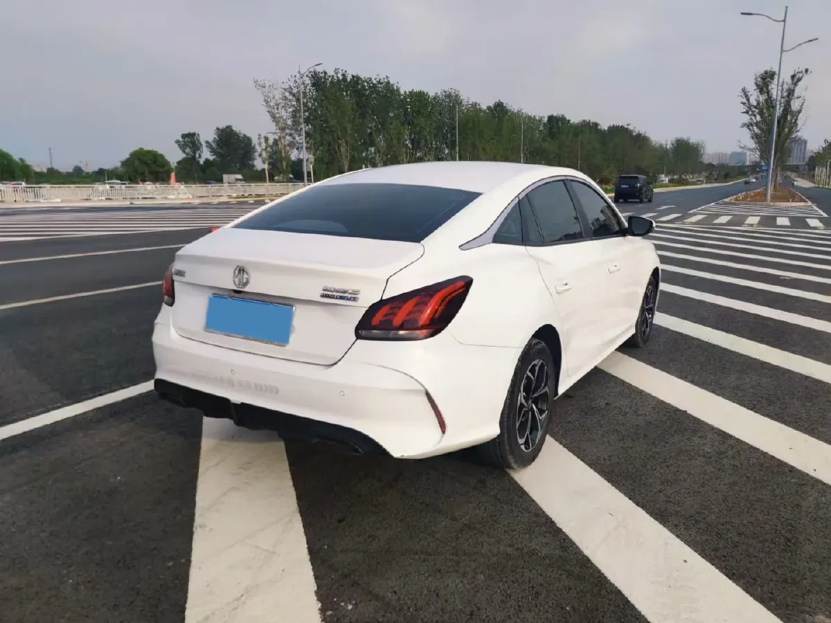 2022 MG 5 1.5T 173HP L4 7DCT,autocango,china used car exporter,china ev exporter,chinese used car exporter,chinese used ev exporter