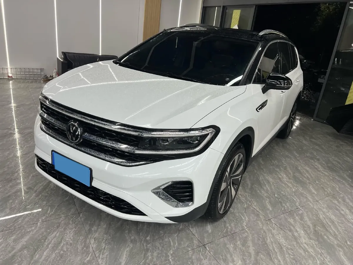 2023 Volkswagen Talagon 2.0T 220HP L4 7DCT,autocango,china used car exporter,china ev exporter,chinese used car exporter,chinese used ev exporter