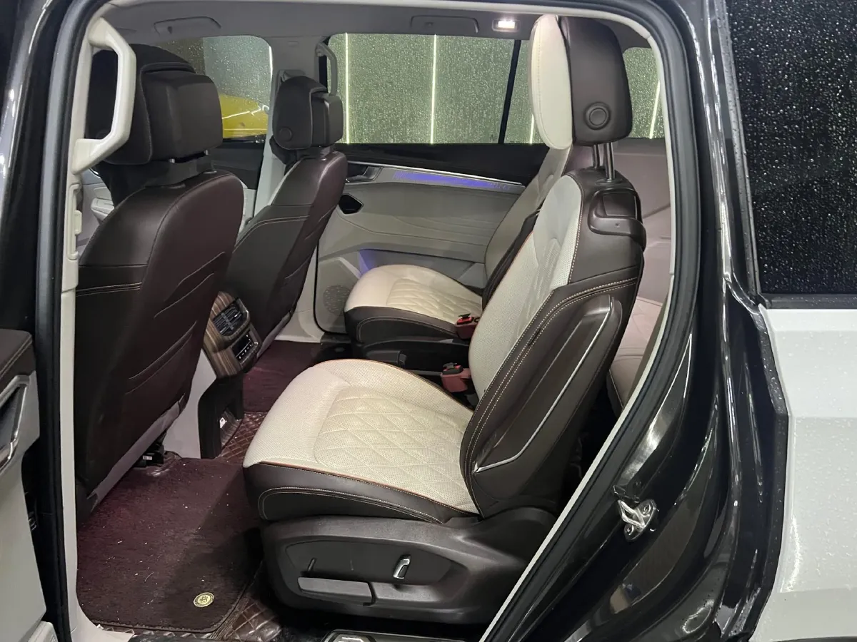 2023 Volkswagen Talagon 2.0T 220HP L4 7DCT,autocango,china used car exporter,china ev exporter,chinese used car exporter,chinese used ev exporter