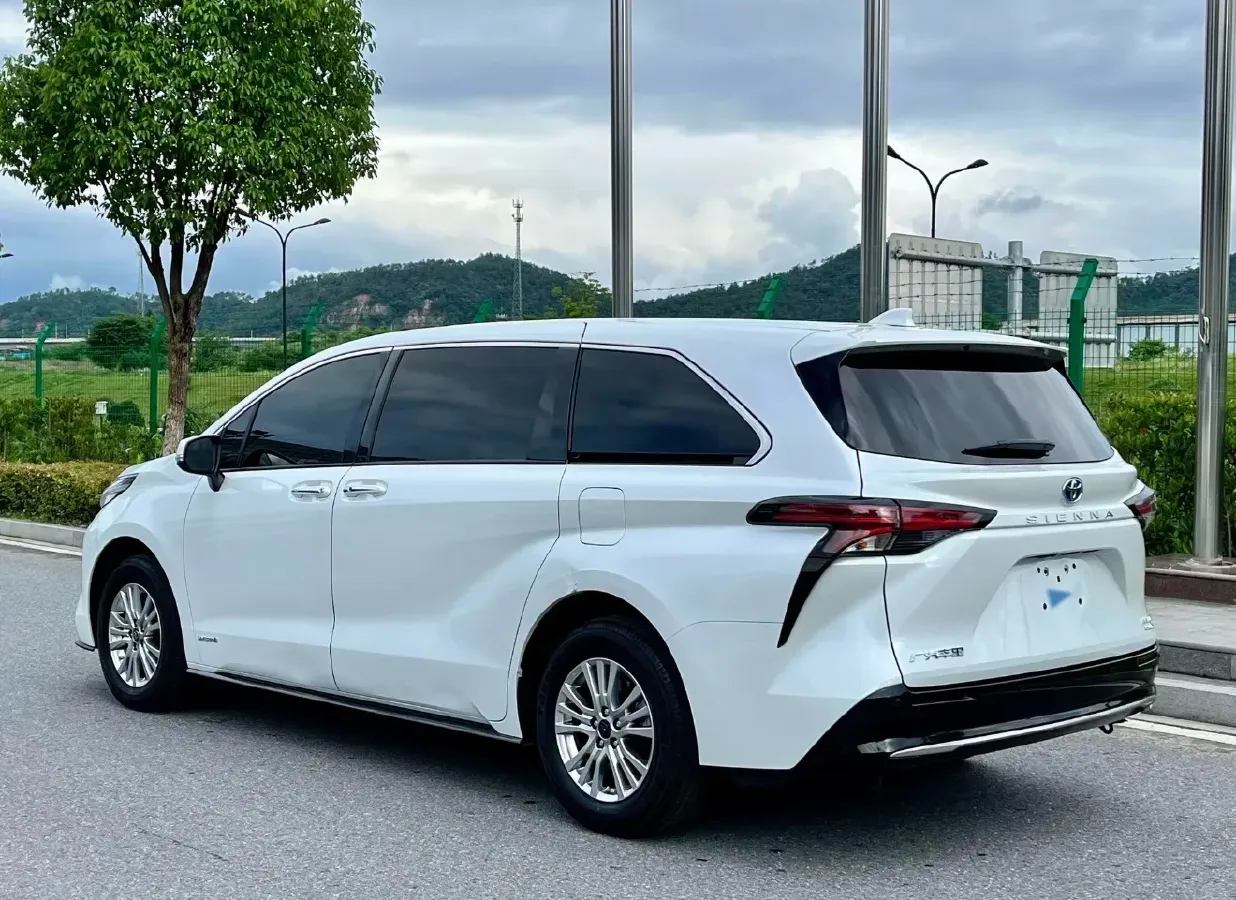 2021 Toyota Sienna 2.5L 192HP L4 E-CVT Hybrid,autocango,china used car exporter,china ev exporter,chinese used car exporter,chinese used ev exporter
