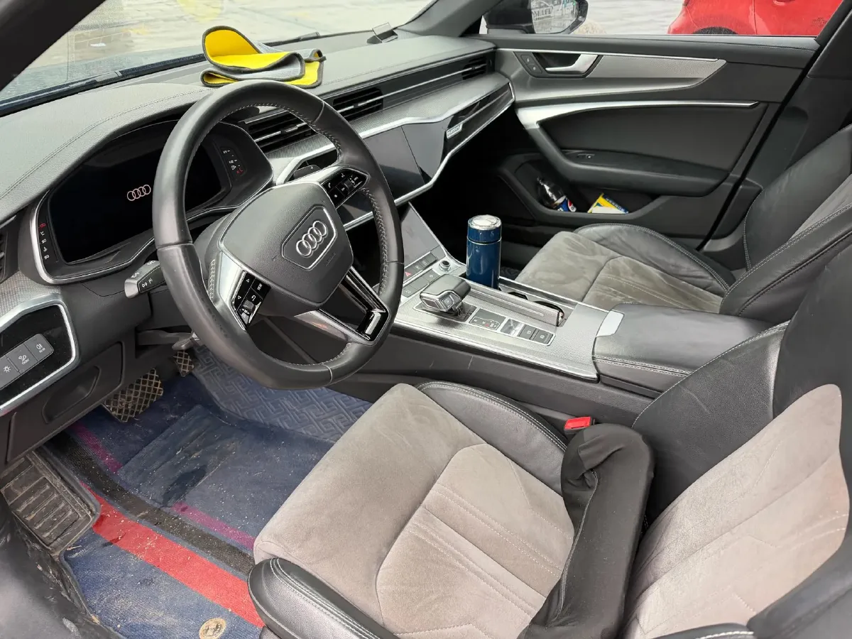 2020 Audi A6L 2.0T 190HP L4 7DCT,autocango,china used car exporter,china ev exporter,chinese used car exporter,chinese used ev exporter