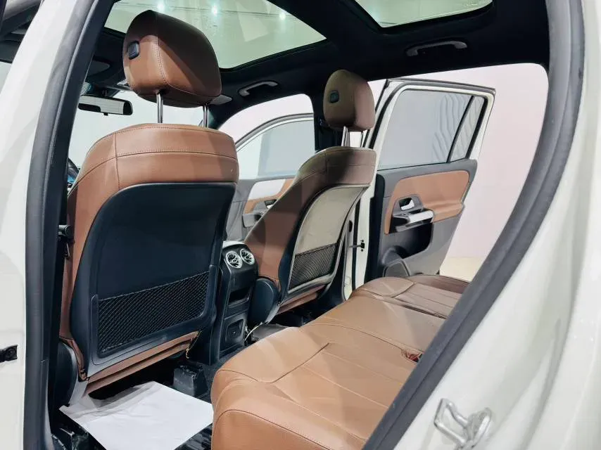 2021 Mercedes-Benz GLB Class 1.3T 136HP L4 7DCT,autocango,china used car exporter,china ev exporter,chinese used car exporter,chinese used ev exporter