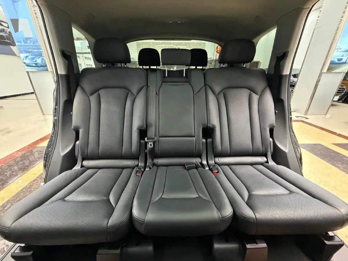 2020 Audi Q7 3.0T 340HP V6 8AT,autocango,china used car exporter,china ev exporter,chinese used car exporter,chinese used ev exporter