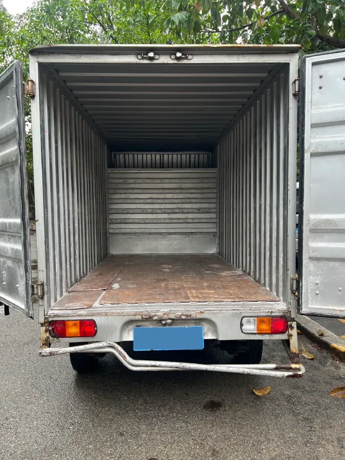 2016 WuLing ZhiGuang Mini Truck 1.2L 82HP L4 5MT,autocango,china used car exporter,china ev exporter,chinese used car exporter,chinese used ev exporter