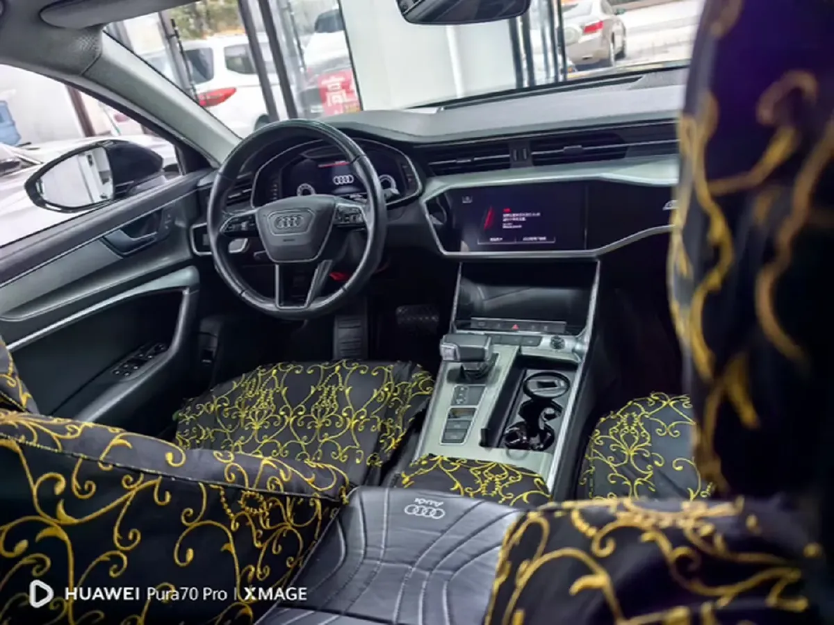 2022 Audi A6L 2.0T 190HP L4 7DCT,autocango,china used car exporter,china ev exporter,chinese used car exporter,chinese used ev exporter