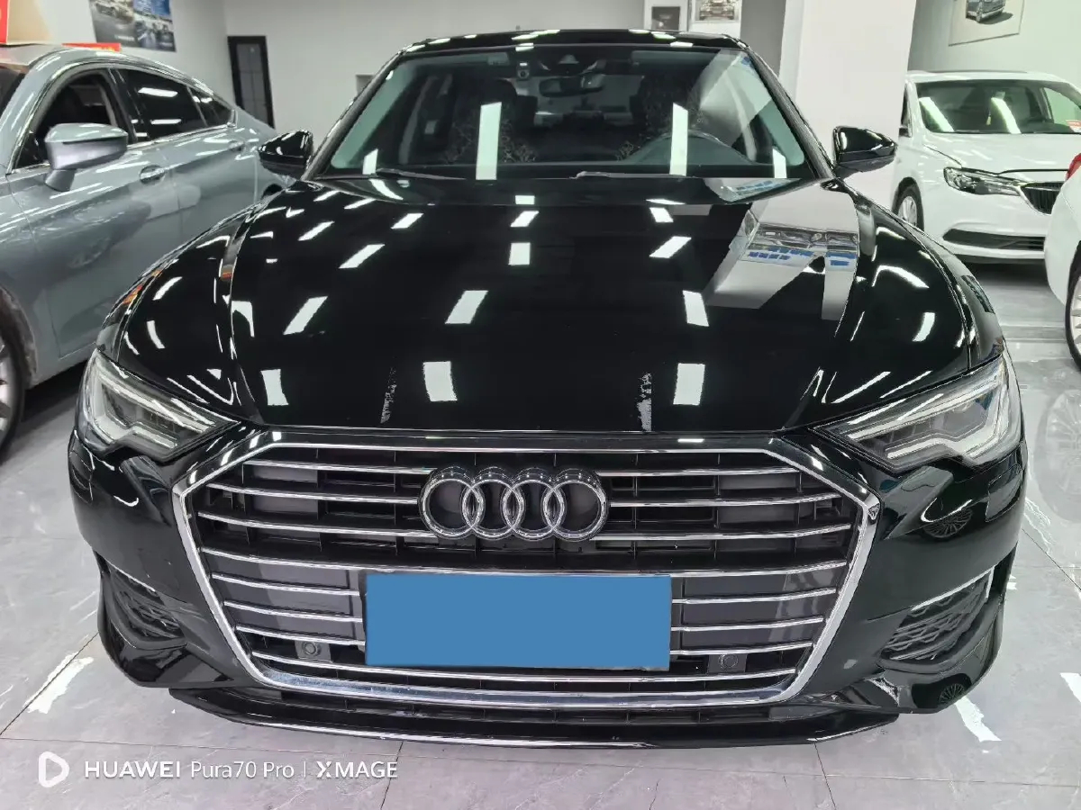 2022 Audi A6L 2.0T 190HP L4 7DCT,autocango,china used car exporter,china ev exporter,chinese used car exporter,chinese used ev exporter