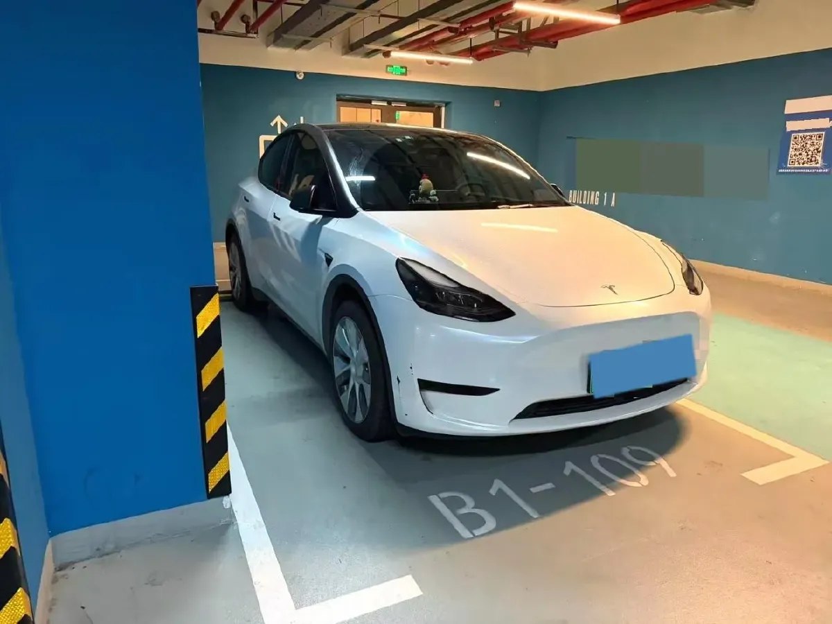 2022 Tesla Model Y BEV 60KWH,autocango,china used car exporter,china ev exporter,chinese used car exporter,chinese used ev exporter