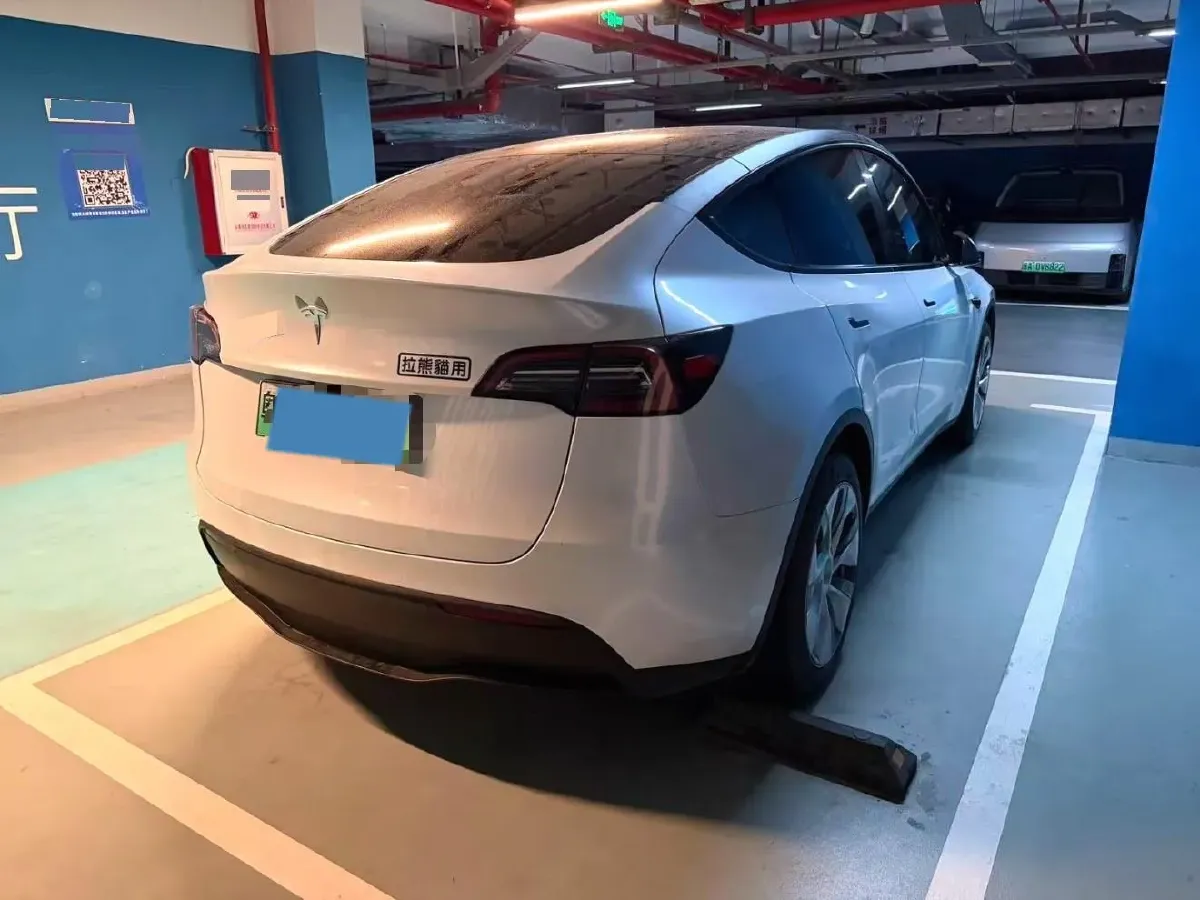 2022 Tesla Model Y BEV 60KWH,autocango,china used car exporter,china ev exporter,chinese used car exporter,chinese used ev exporter