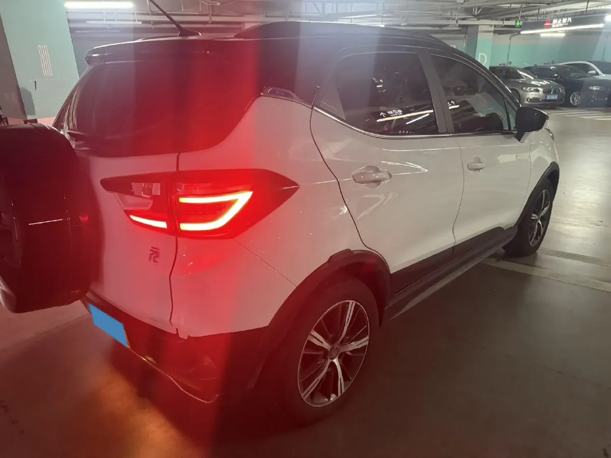 2018 BYD Yuan BEV 43.2KWH,autocango,china used car exporter,china ev exporter,chinese used car exporter,chinese used ev exporter