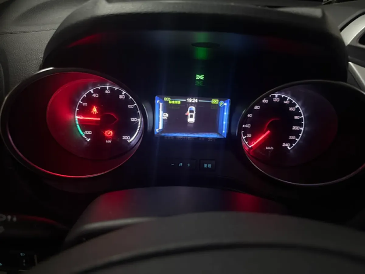 2018 BYD Yuan BEV 43.2KWH,autocango,china used car exporter,china ev exporter,chinese used car exporter,chinese used ev exporter